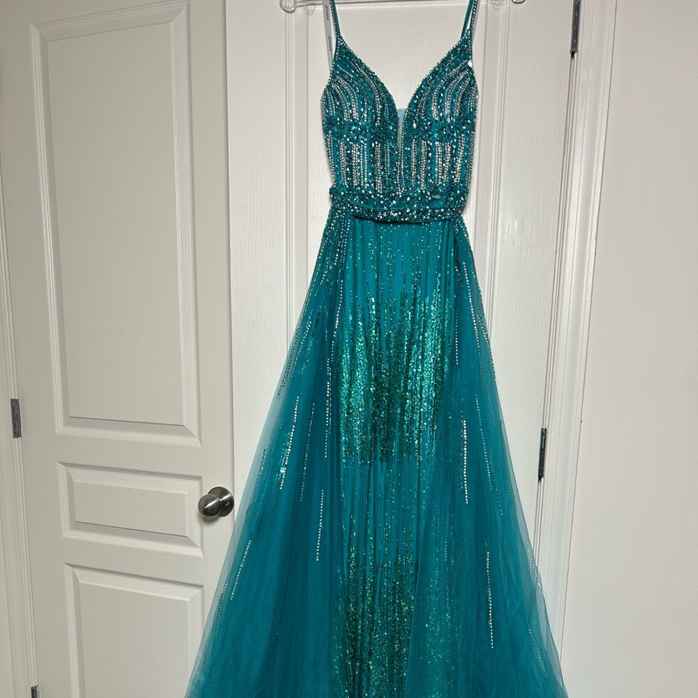 Jovani Emerald Sequin/Glitter Beaded Prom/Pageant Gown